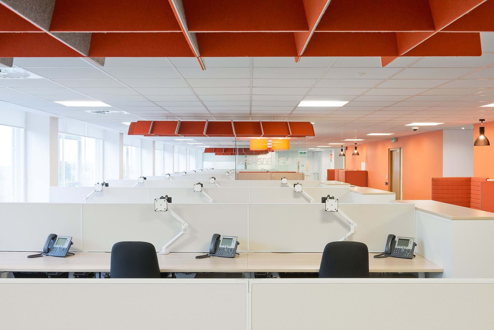 Modus Workspace office design, fit out and refurbishment - Mercer - Open Plan Office - Mercer 03.jpg