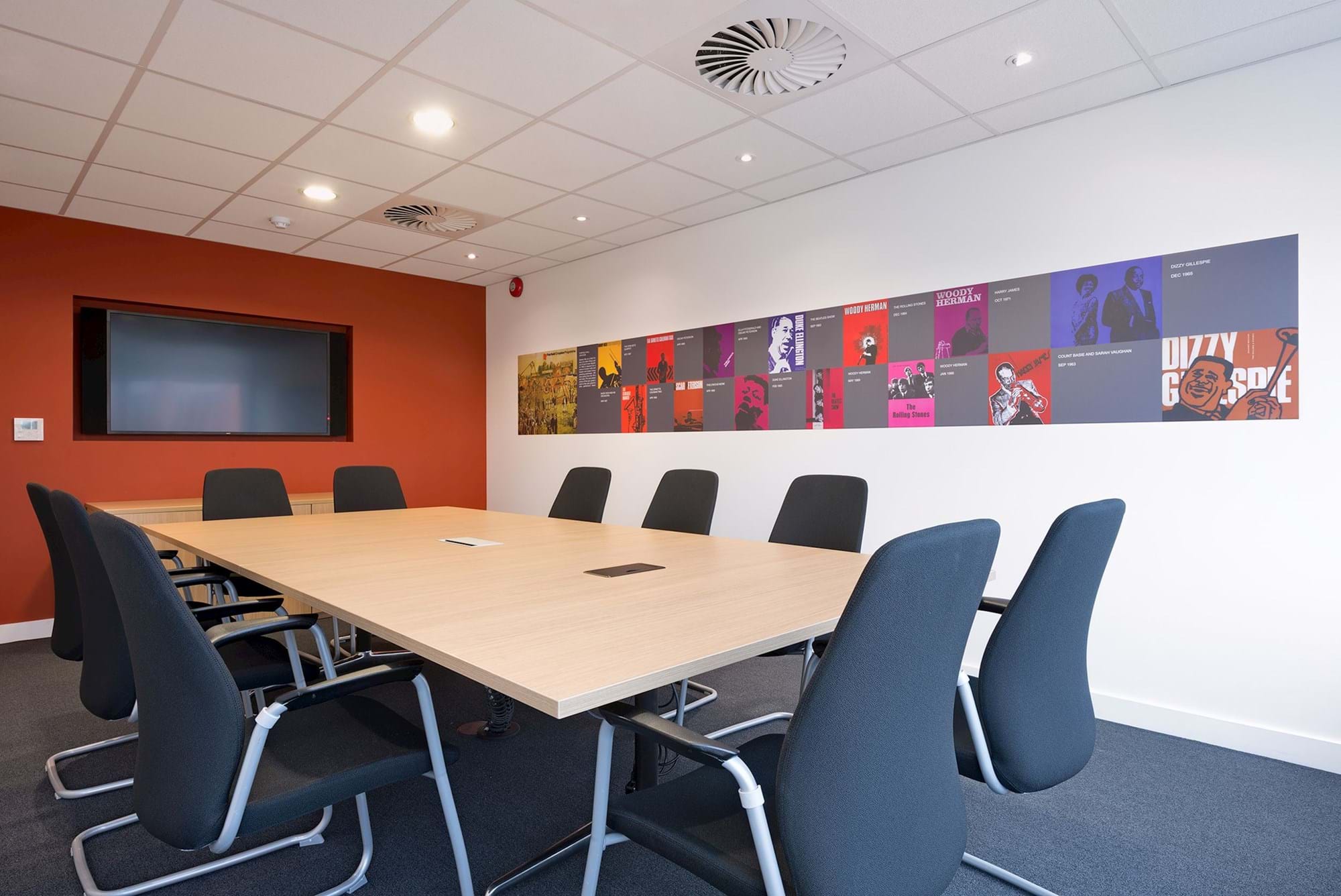 Modus Workspace office design, fit out and refurbishment - Mercer - Meeting Room - Mercer 08.jpg