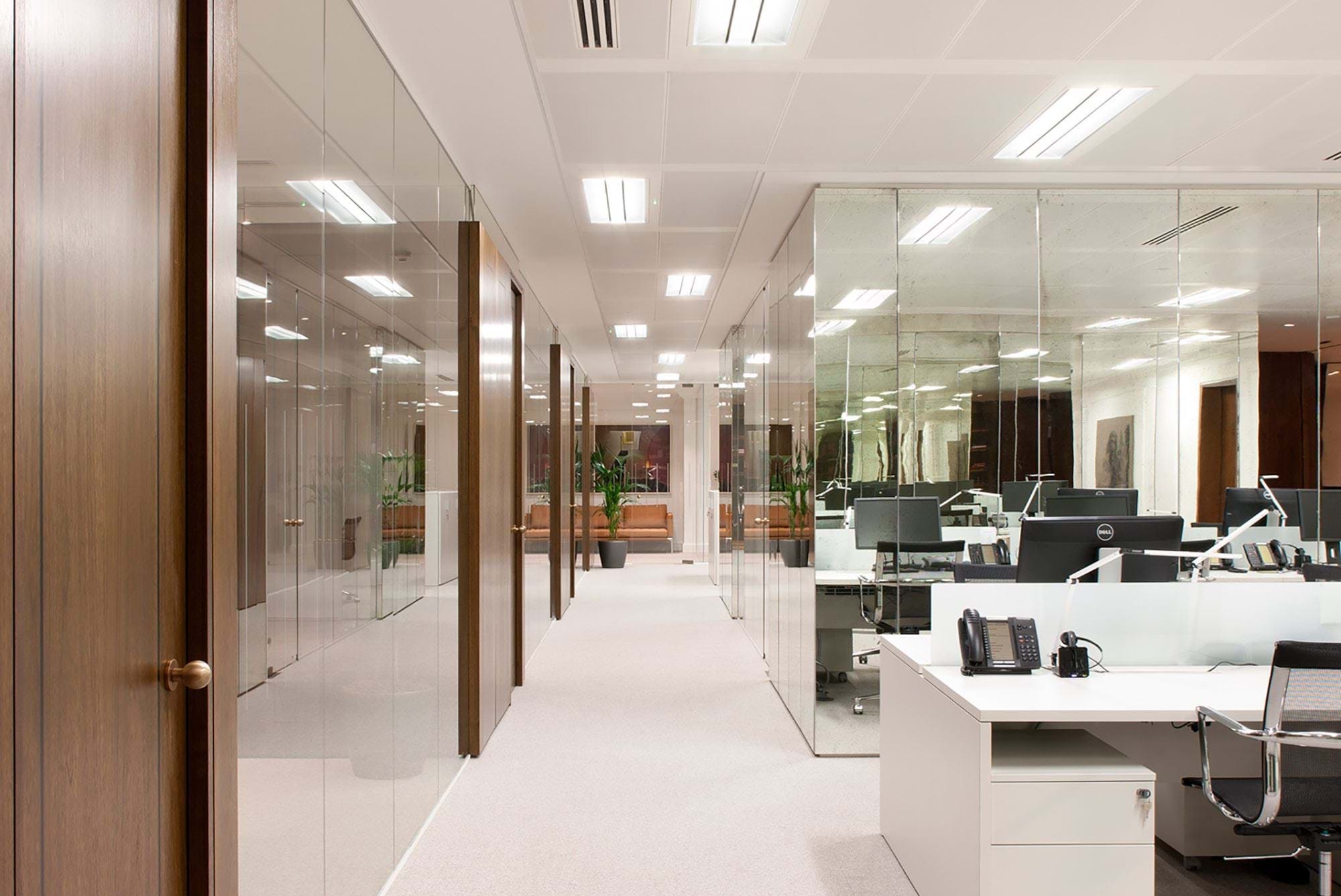 Modus Workspace office design, fit out and refurbishment - Financial Management - Open Plan Office - ofoe_gs_022.jpg