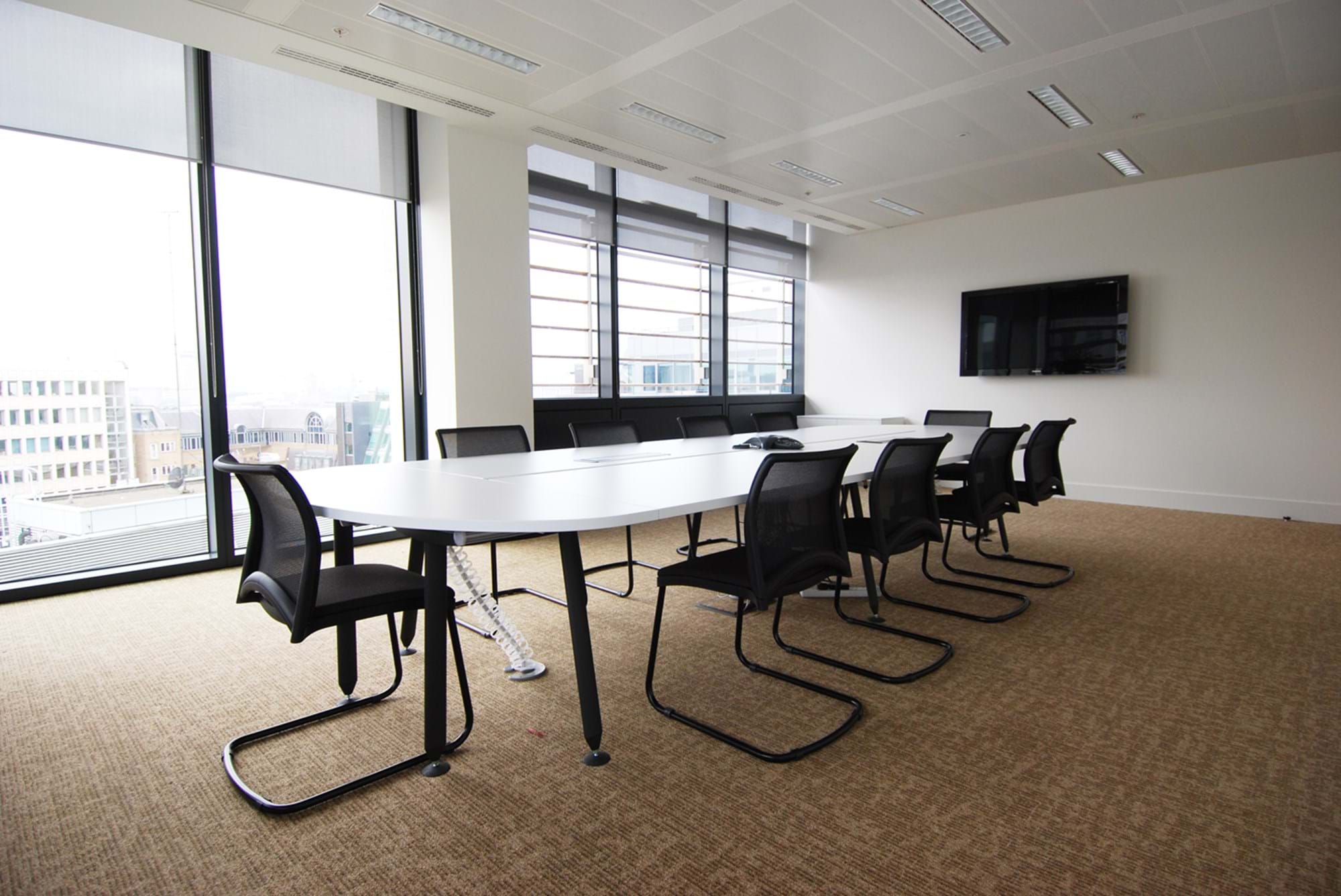 Modus Workspace office design, fit out and refurbishment - Carbon Trust - Meeting Room - Meeting Room_Office Fit Out.jpg