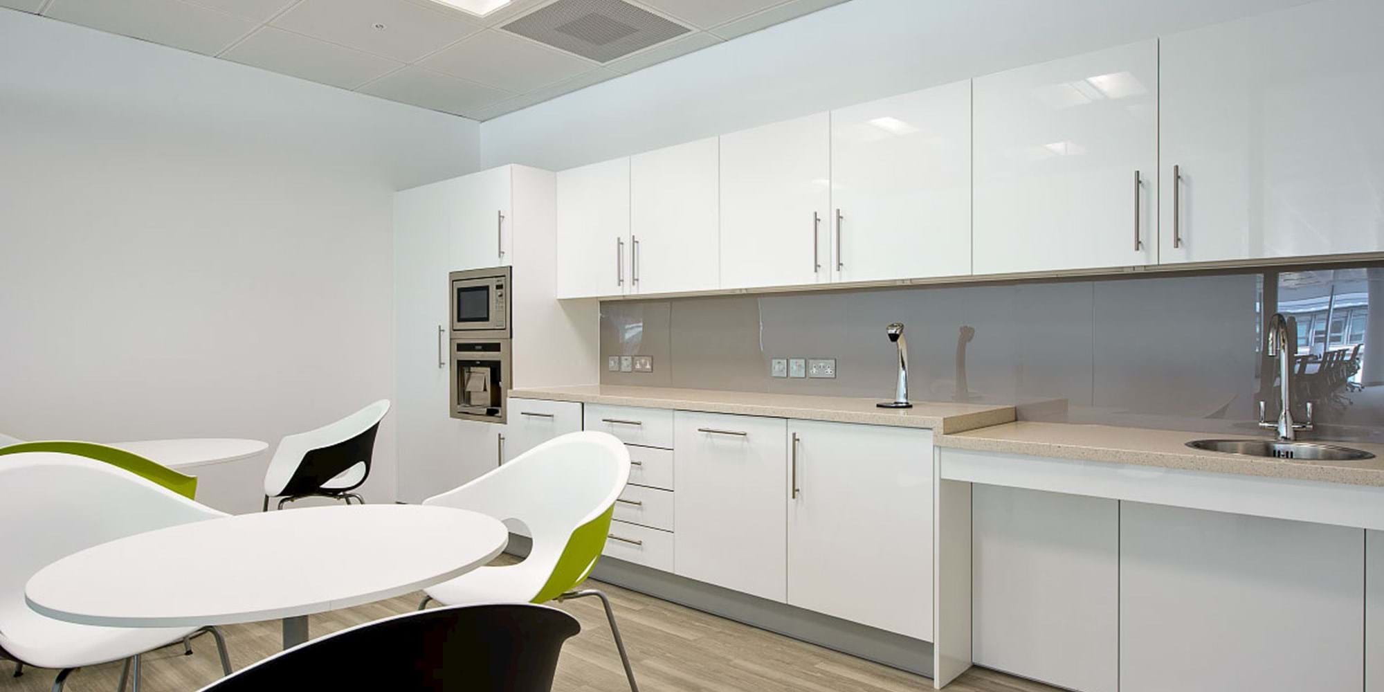 Modus Workspace office design, fit out and refurbishment - Guggenheim Partners - Guggenheim16.jpg