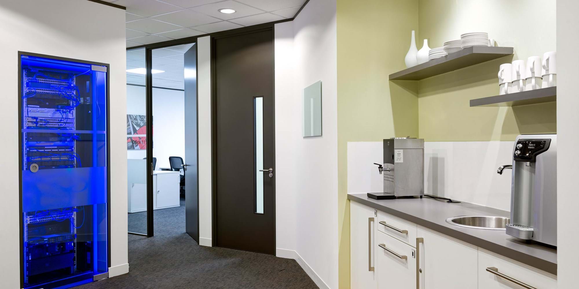 Modus Workspace office design, fit out and refurbishment - Regus - Kensington - Teapoint - Regus Kensington 07 web site.jpg