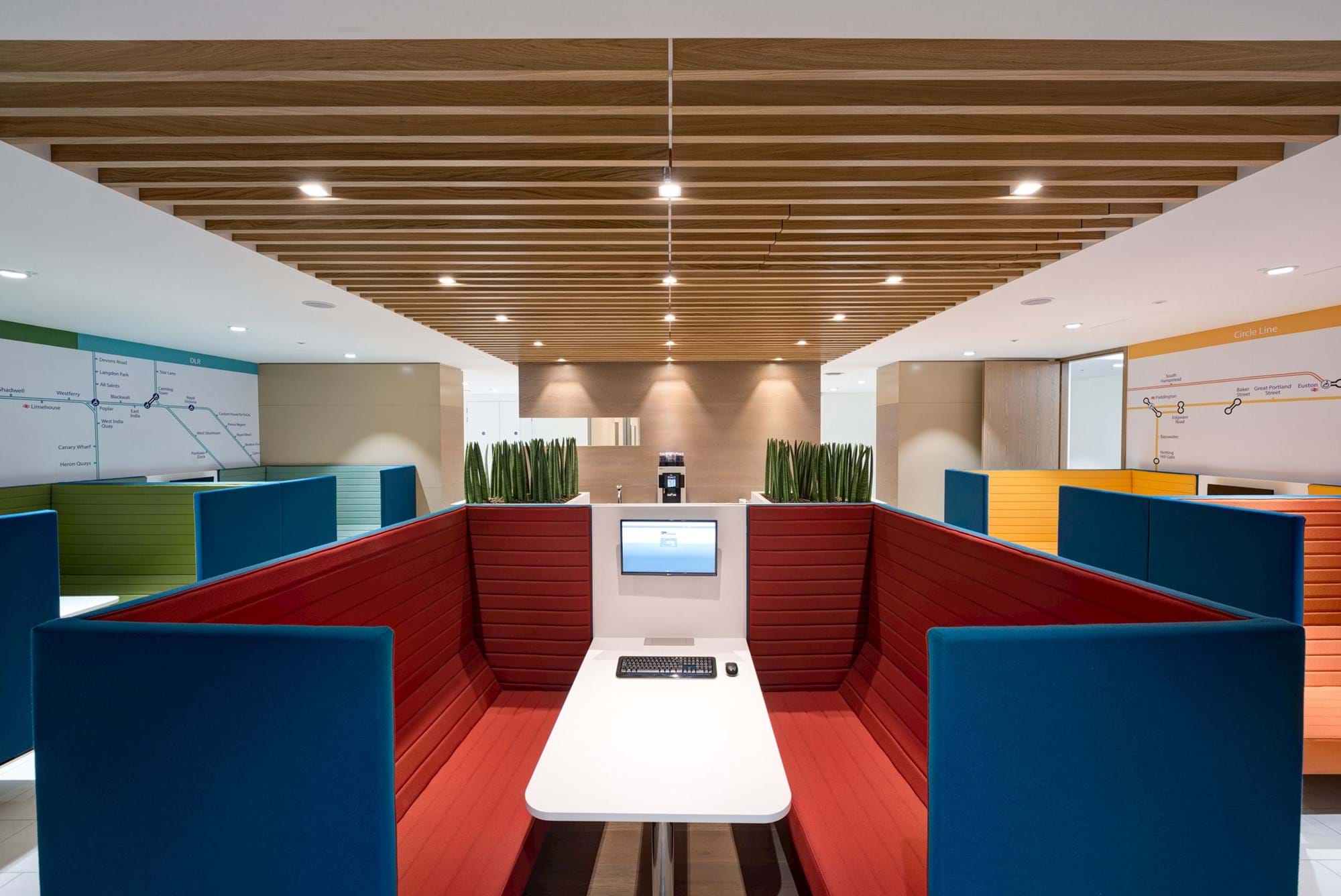 Modus Workspace office design, fit out and refurbishment - Sirius - Booths - Sirius 03 highres sRGB.jpg