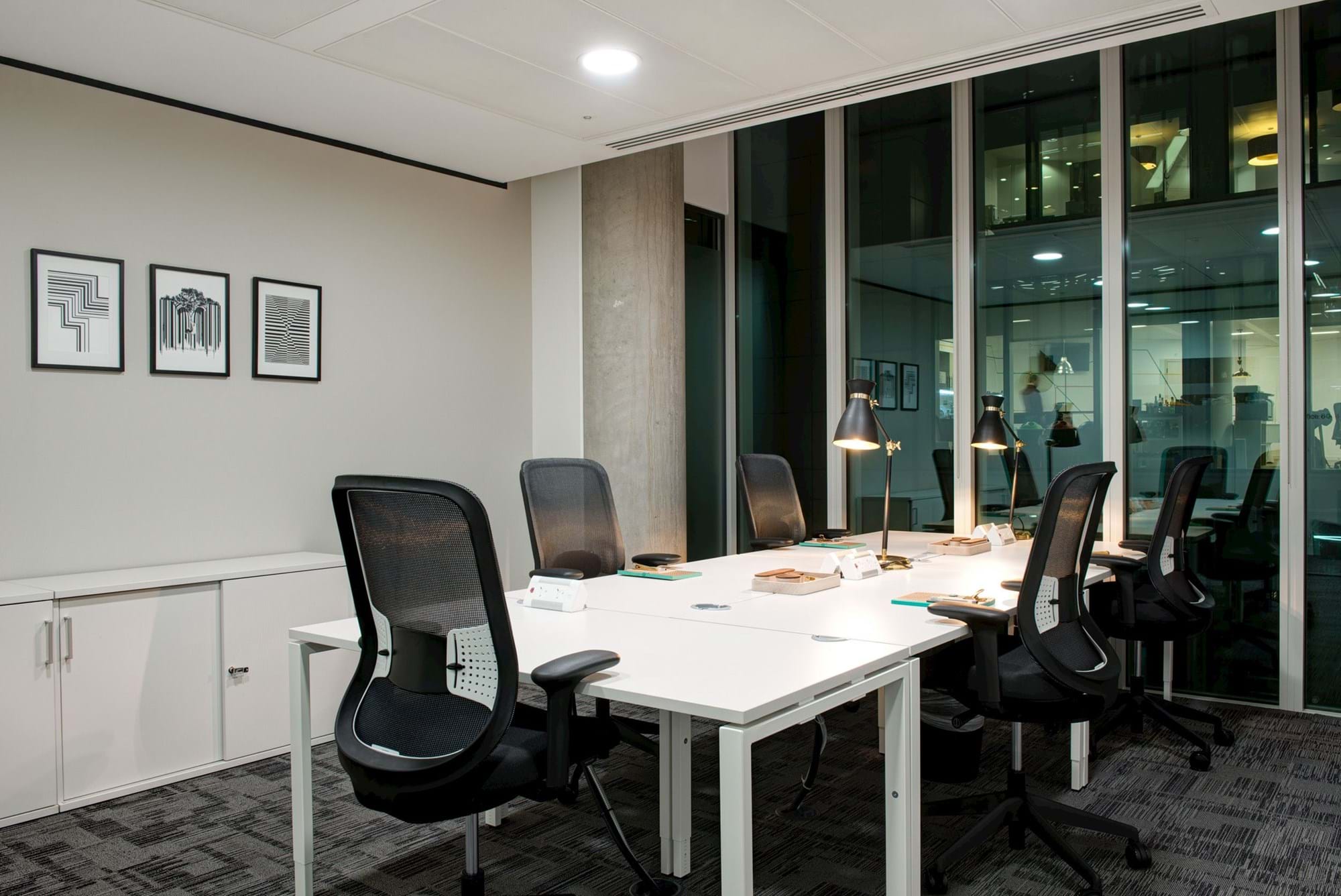 Modus Workspace office design, fit out and refurbishment - Regus Paddington - Meeting Room - Regus paddington 13 highres sRGB.jpg