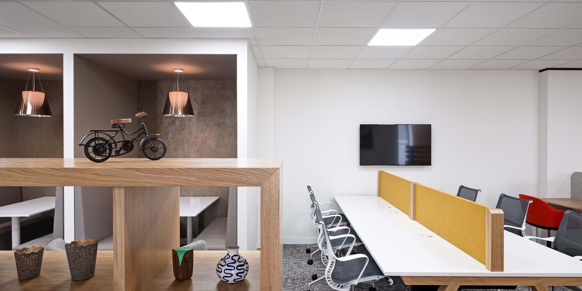 Modus Workspace office design, fit out and refurbishment - Regus Ashford - Regus Ashford 05 highres sRGB.jpg