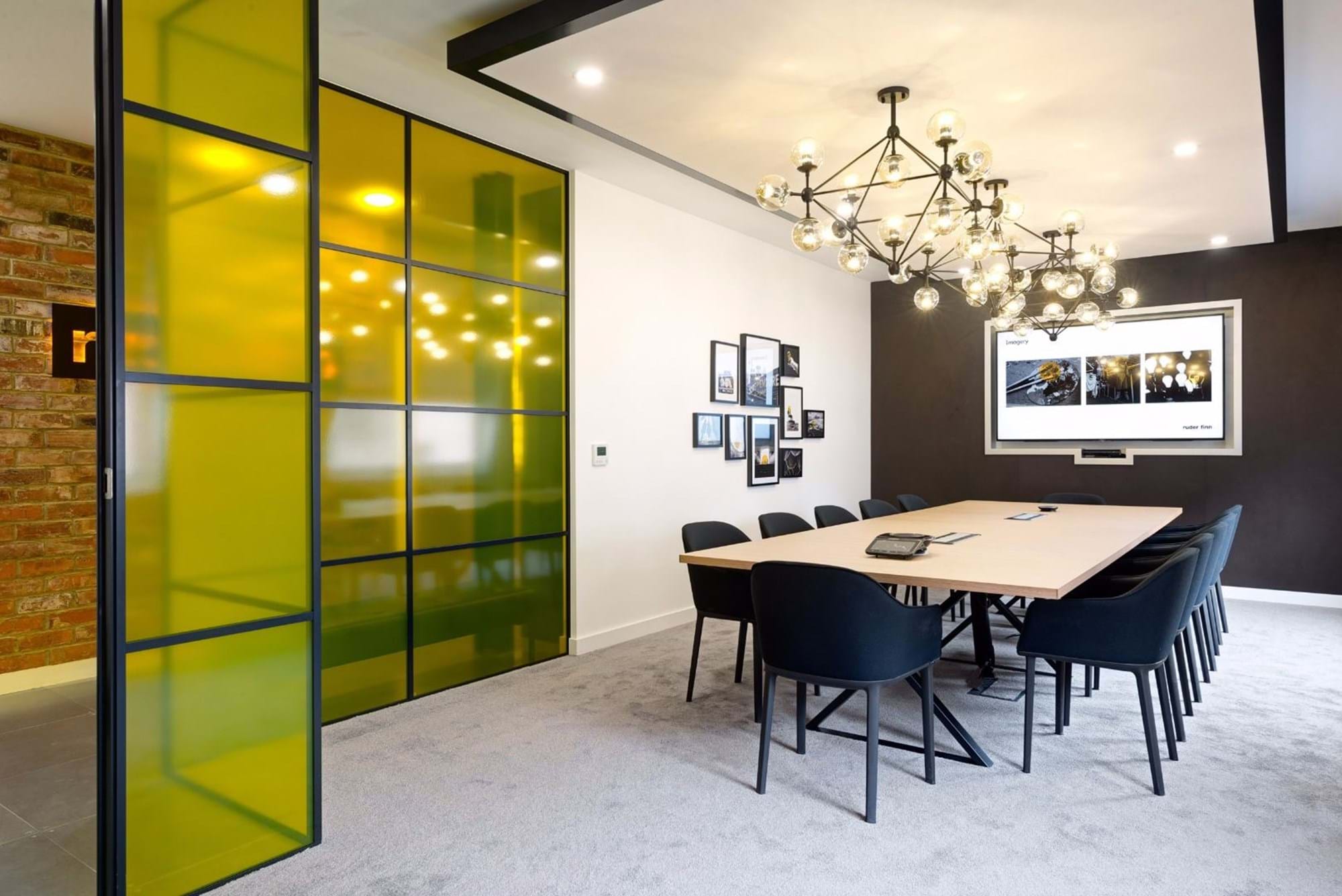 Modus Workspace office design, fit out and refurbishment - Ruderfinn - Ruder Finn 02 highres sRGB.jpg
