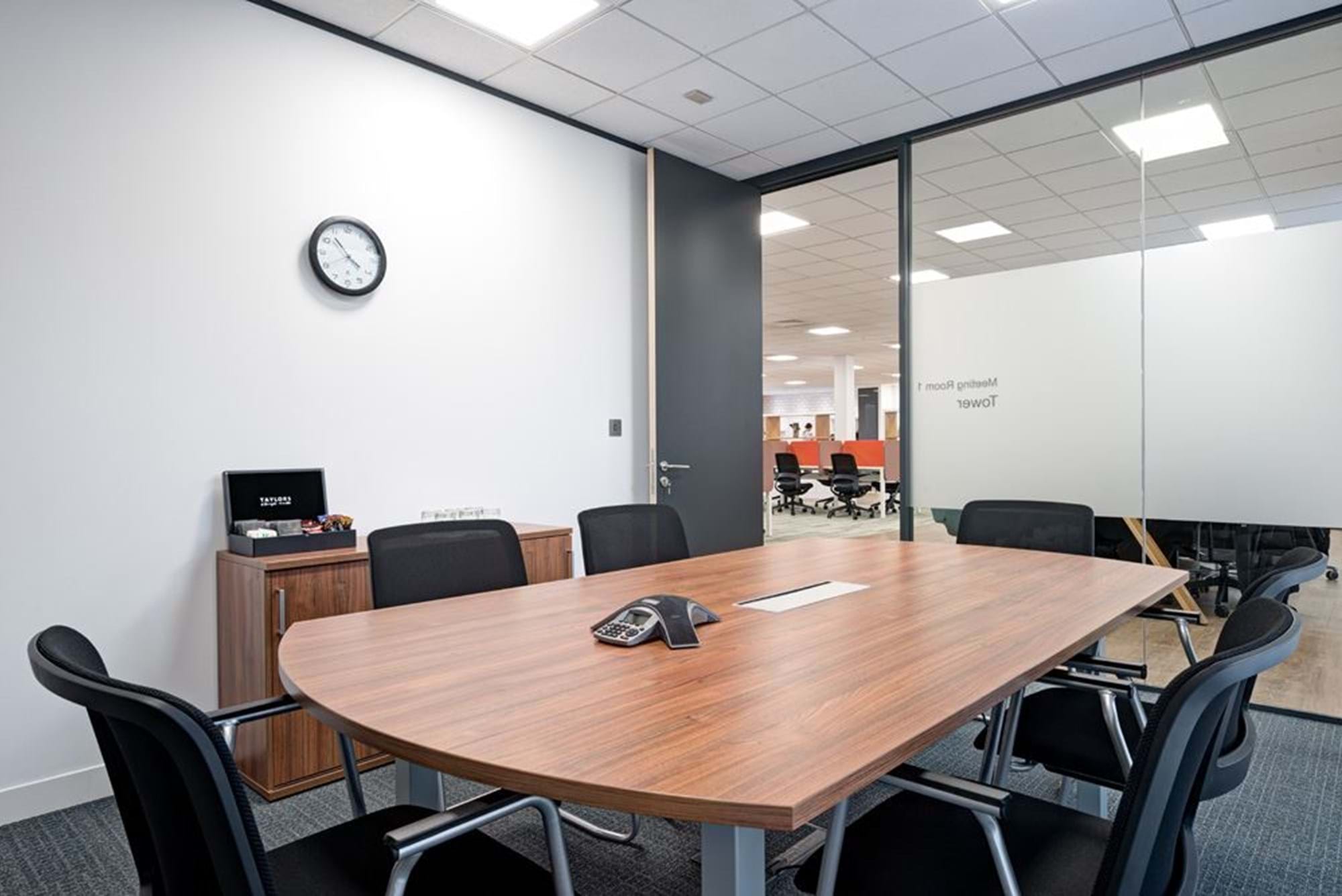 Modus Workspace office design, fit out and refurbishment - Regus Stokenchurch - Regus Gerrads Cross 04 highres sRGB.jpg