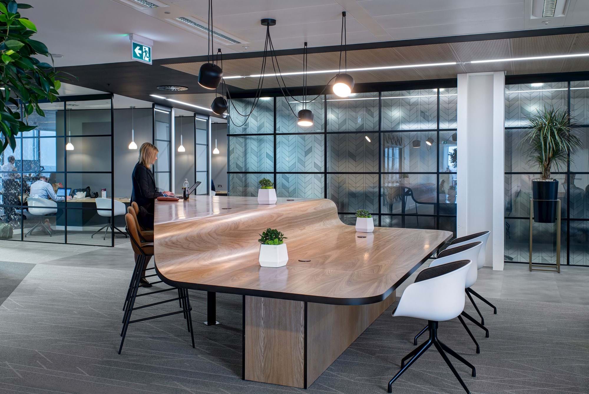 Modus Workspace office design, fit out and refurbishment - MITIE - Mitie 06 highres sRGB.jpg