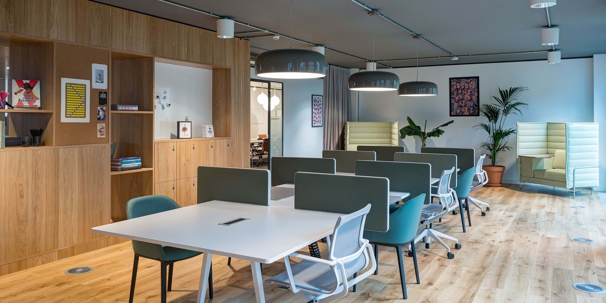 Modus Workspace office design, fit out and refurbishment - Spaces - Uxbridge - Spaces Uxbridge 08 highres sRGB.jpg