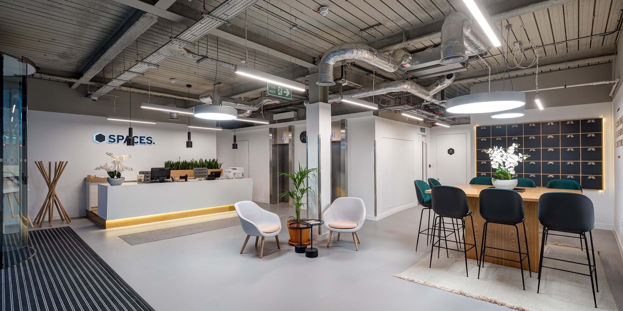 Modus Workspace office design, fit out and refurbishment - Spaces - Moorgate, London - Spaces Moorgate 01 highres sRGB.jpg