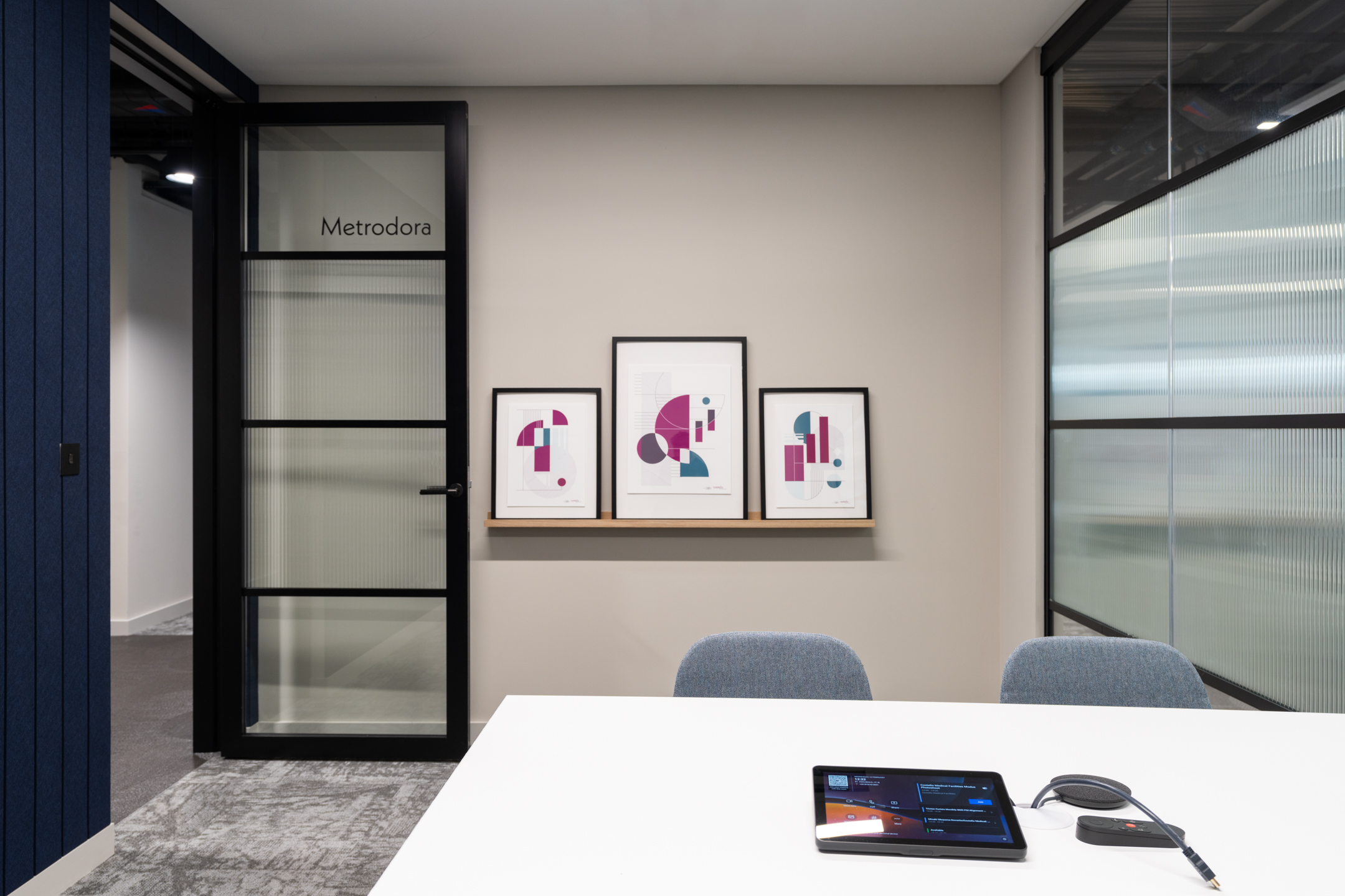 Costello Medical meeting room designed by Modus